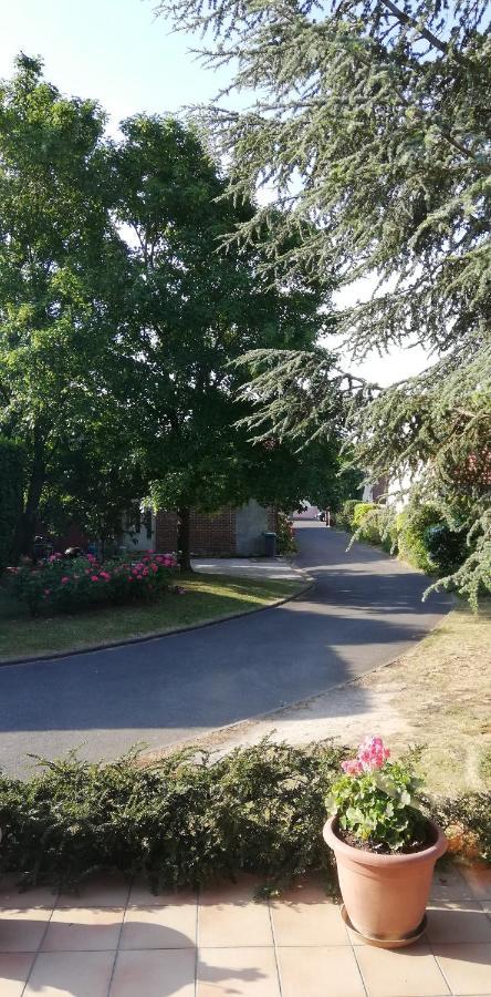 مبيت وإفطار Dainville Le Cedre Bleu المظهر الخارجي الصورة